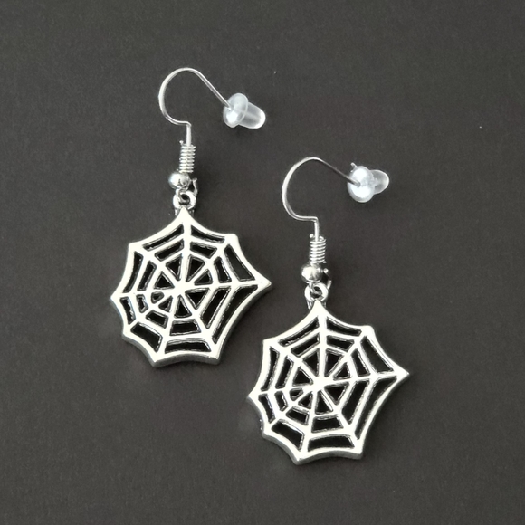 Jewelry - Spider Web Earrings